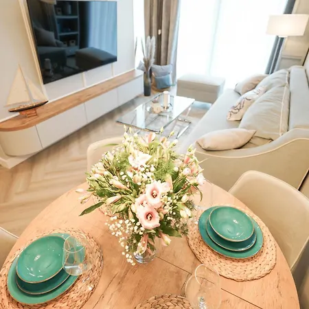 Hamptons Nad Zatoką Olsztyn (Warmian-Masurian)